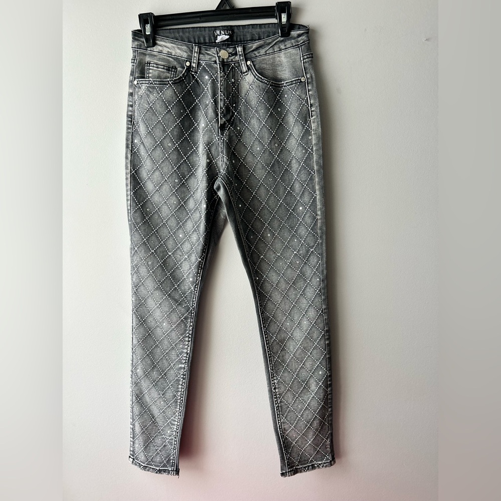 VENUS Women's Gray Bedazzled Skinny Jeans